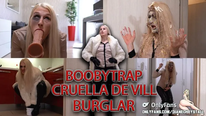 Cat Burglar Cruella De Vil Boobytrap Cake crushing