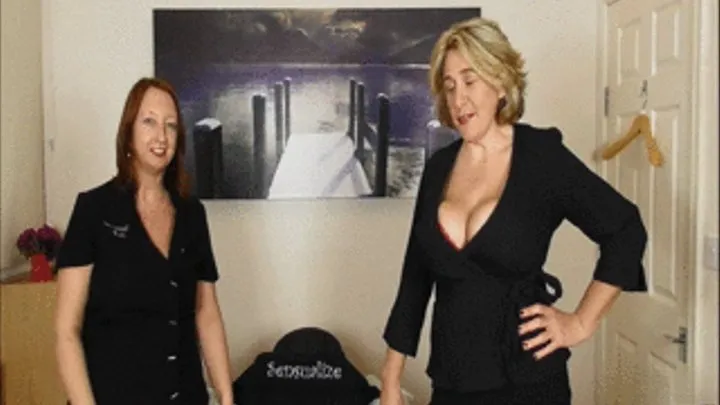 Julie Sensualizes Mistress Camilla