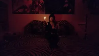 Goth pyromaniac 01 - Beth Kinky
