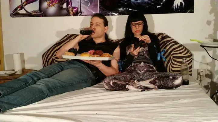 Weekly facestuffing and watching series 01 part 2 LOW RES - Beth and Joe kinky