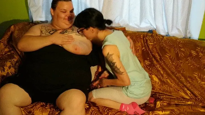 Aunty feeding Lilly with her milk LOW RES - cam 2 - Beth Kinky