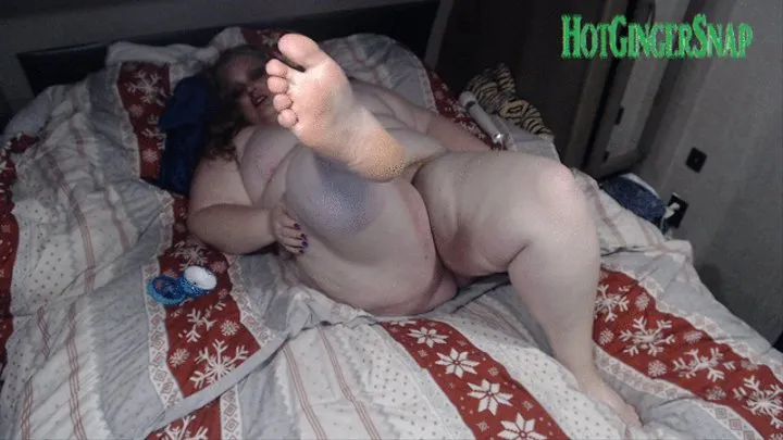 Hot BBW Cums Twice Showing Feet