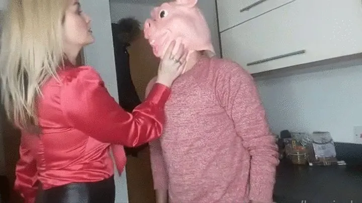 Piggy gets ass pounded