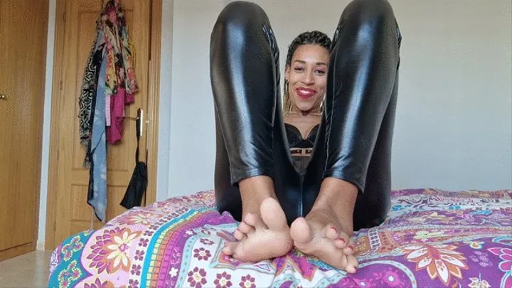 Small dick loser jerk to my feet