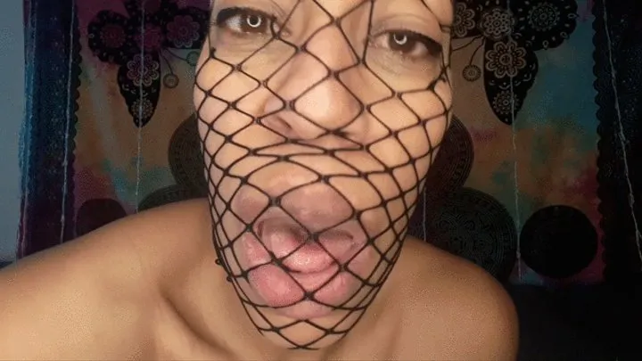 Fishnet mask joi