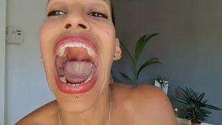 Mouth fetish and spit play