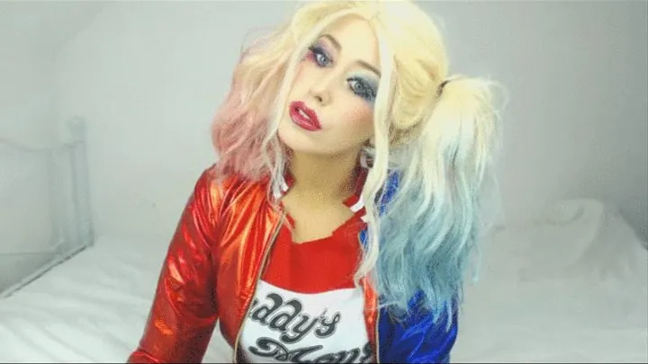 Harley Quinn Cosplay (I FUCK A BASEBALL BAT!)