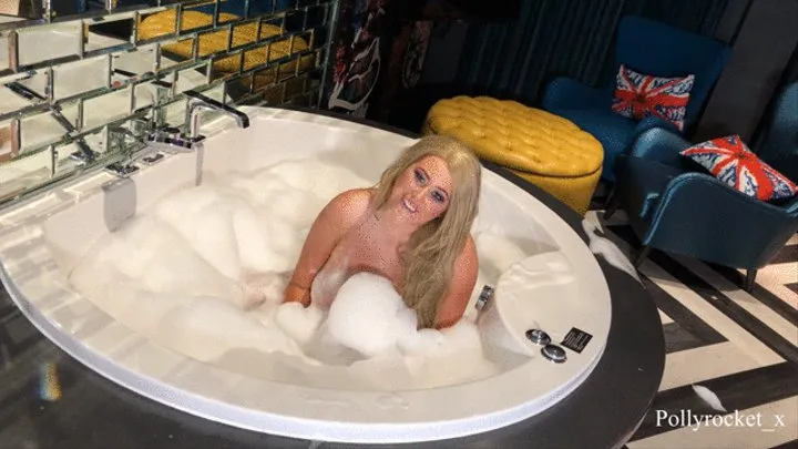 Hot Tub GFE JOI