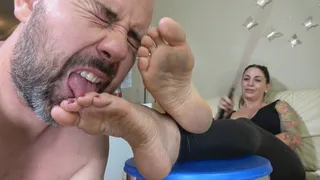 The ex-boss slave - Lick my dirty feet!