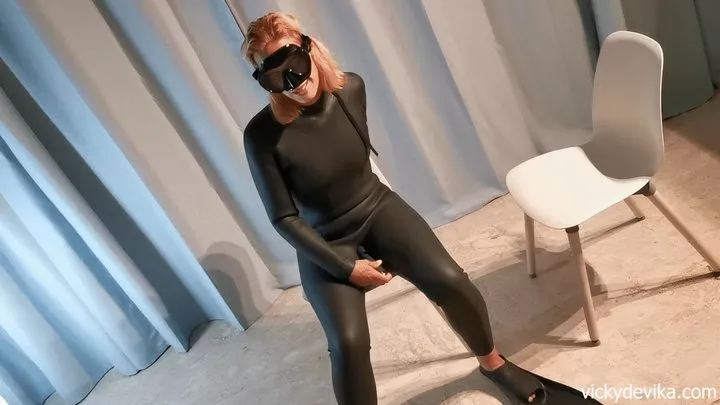 Wetsuit Masturbation