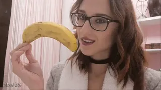 TEASE - BANANA FEEDING