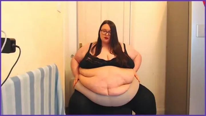 BBW SSBBW BELLY BODY JIGGLES BRA PANTIES