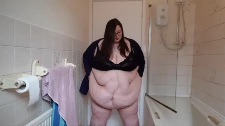 OUT OF BREATHE SSBBW BELLY JIGGLE WIGGLE