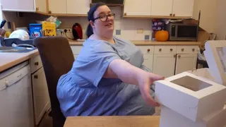 SSBBW WINS A YEAR SUPPLY OF DONUTS - FANTASY 27 MINUTES