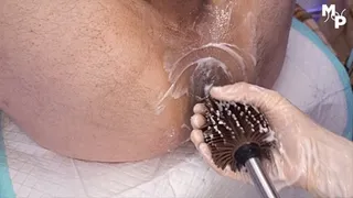 Analy brush fuck