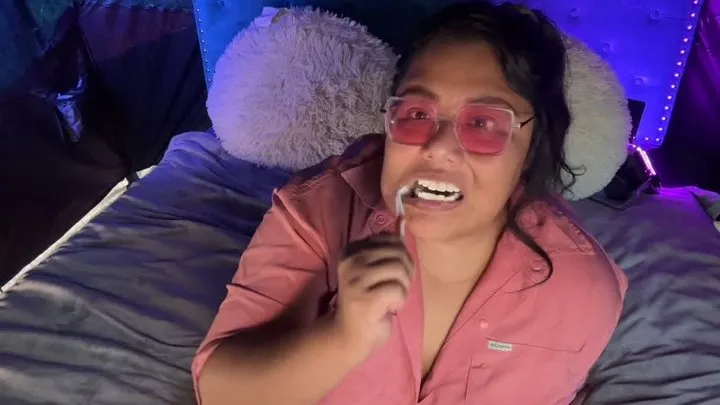 Toothbrushing in bed