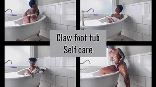 Claw Foot Tub Slippery wet Ebony babe Lyric Sky