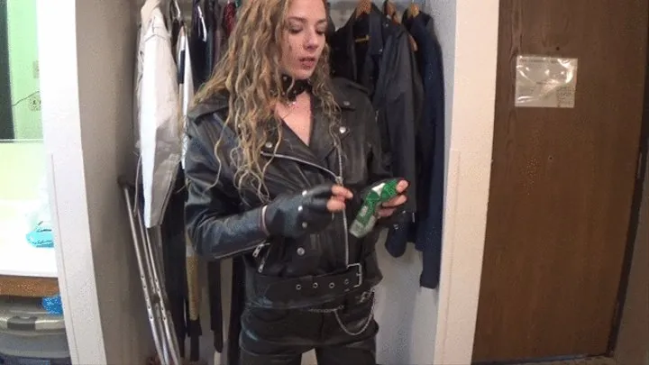 Dallas Smoking in All Black Leather and Exploration of Her Smoky Mouth