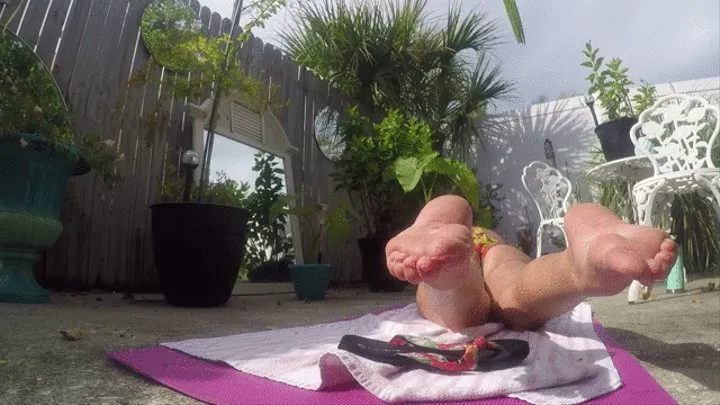 Sunny SUmmer Tanning Butty View Shoe play Part 2 High Arch Feet