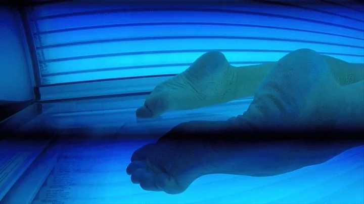 Peaking in on my tanning wrinkled SOLES