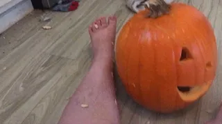 Messy Jack O' Lantern Foot Play