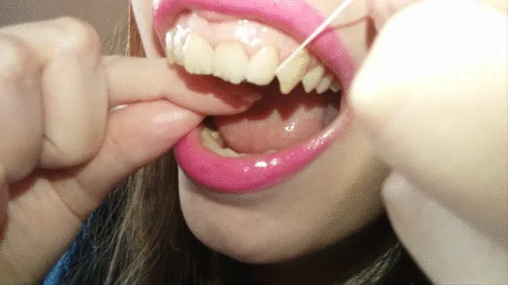 Cleaning teeth with dental floss