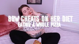 BBW girl CHEATS on her diet!