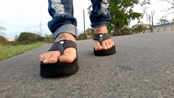 Latina milf Giantess Lolas Vday JOI Game Take a walk with me in CK wedge flip flops joi