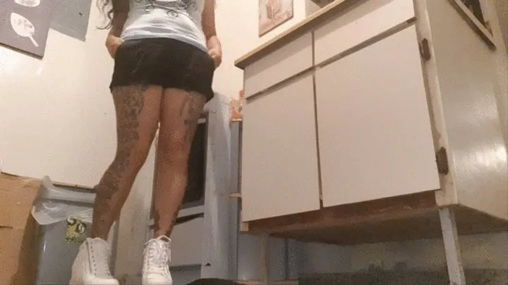 HIGH Heel SNeaker Walking with Shorts on Carpet Sneaker&Shoe Fetish Fun