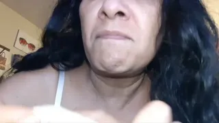 Latina Milf Giantess Lola Nose picking Digging For Gold Blowing Snot Rockets Nostril Flaring Nose Picking Nose Fetish????