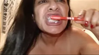 Big Boobs Milf ToothBrushing Teeth Tongue & Mouth Fetish Spitting & Gargling Show