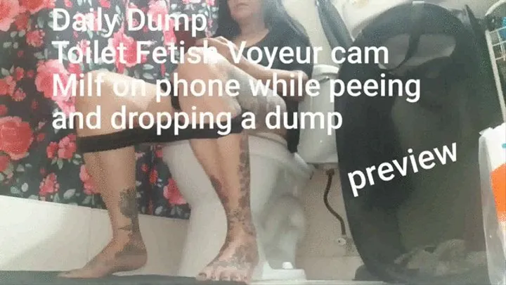 Daily Dump Toilet Fetish Voyeur cam Milf on phone while peeing and dropping a dump mkv