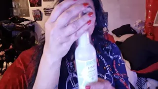 Milf Sensual Lotion Application Plumping Lots and Lots of Lotion on my hands neck and cleavage Showing you my favorite lotions and talking about how soft they make my skin feel