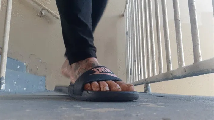 SEXY SOLES in NIKE Slide FlipFlops ShoePlay Posing Toe Tapping and Pointing Slapping against Soles long toenails and more mkv