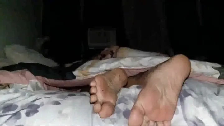 Sale Special low price Sexy Tired Soles Latina milf Giantess Lola takes a nap showing off her wrinkled soles mkv