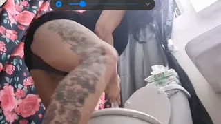 Clogged Toilet Plunging Lolas Giant Dump Toilet Fetish Voyeurism cam she smokes & pushes MULTI ANGLE Views Big Hairy Ass Spreading & Bush Closeups Wiping Cam loud pee & plop bathroom sounds mkv