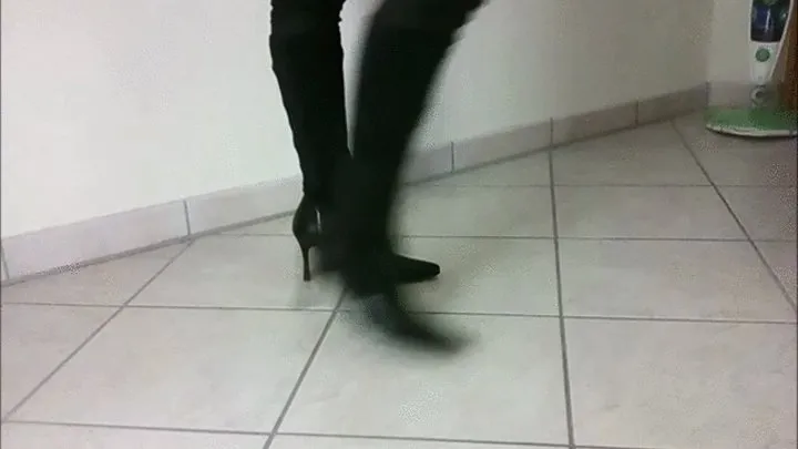 Wiping the floor with the Cleanmaxx in my Black lacquer boots