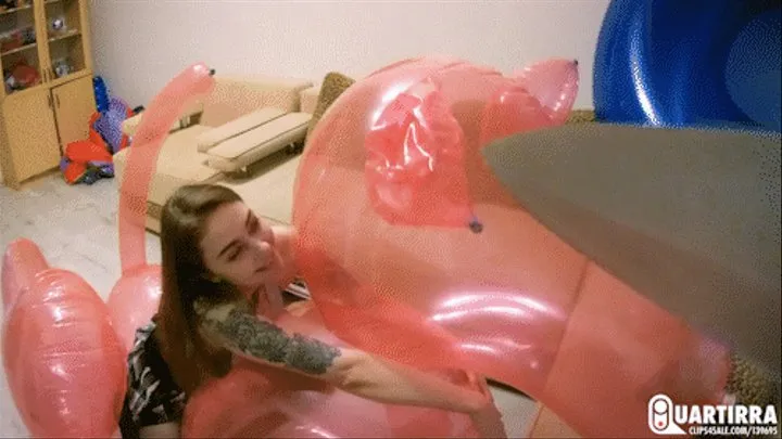 Q358 Ava slowly pops Leya's Balloon Puppy with a blade
