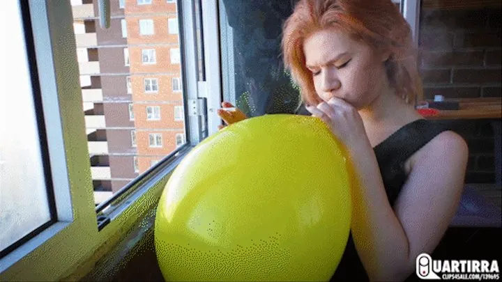 Q4 Stephanie smokes, blows balloon and pops it
