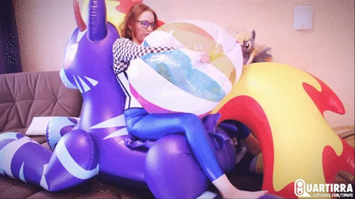 Q663 Derpy blows big rainbow beachball on inflatable Pony