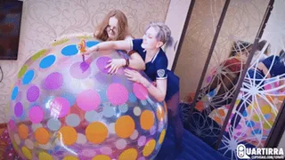 Q968 Stashia pops all Mariette's big beachballs