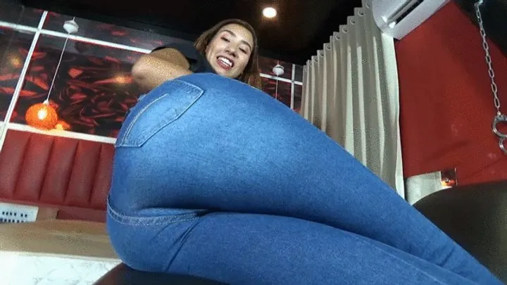 SEXY TEEN 18+ FARTING WITH TIGHT JEANS PART 4 BY MIUK (CAM BY KLEBER)