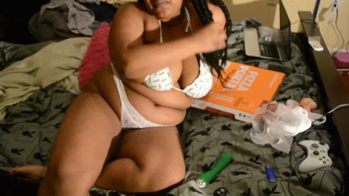 Ebony Fatty Eats Pizza + Stuffs Pussy