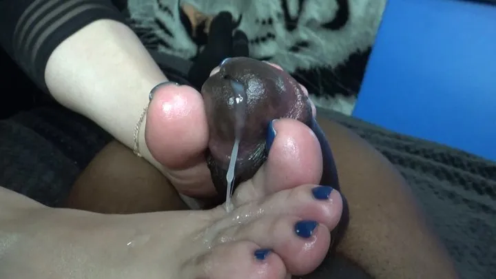 Davina's Toes Covered with Cum