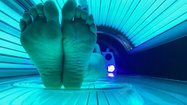 Tanning Bed Feet