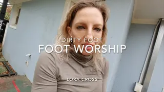 Lora's Dirty Foot Fetish Lick, Toe Suck and Tease