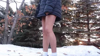 Pissing my panties outside in the snow