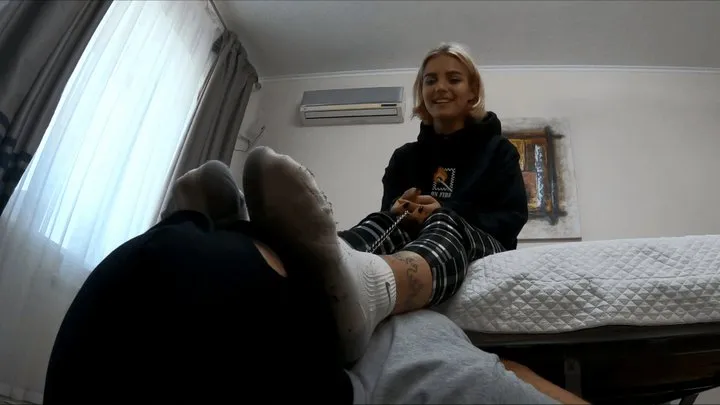 KARINA - Slave under the bed - Socks and foot domination