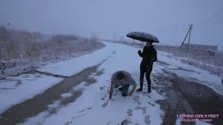 JANE and RADA - Snowfall, fresh air and stupid idiot for humiliation!