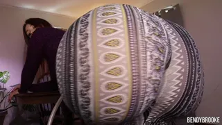 Real Time Ass Expansion In Striped Pants